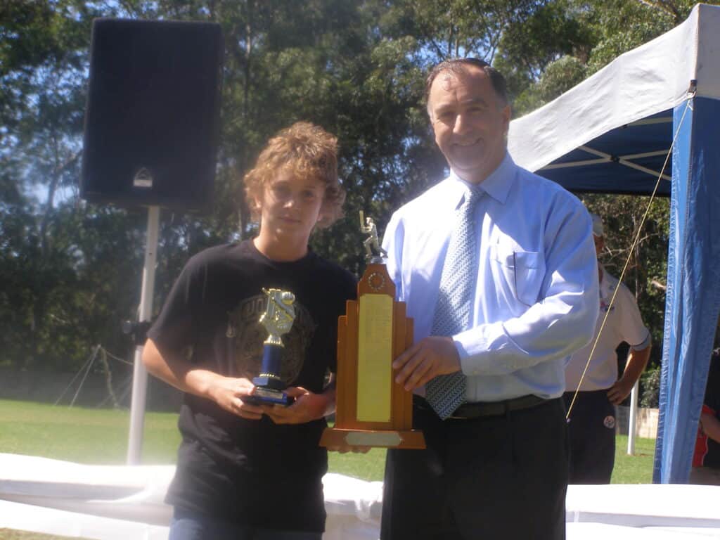 Charlie-Blumfield-Charles-Booth-memorial-Award-with-Councillor-Isaac