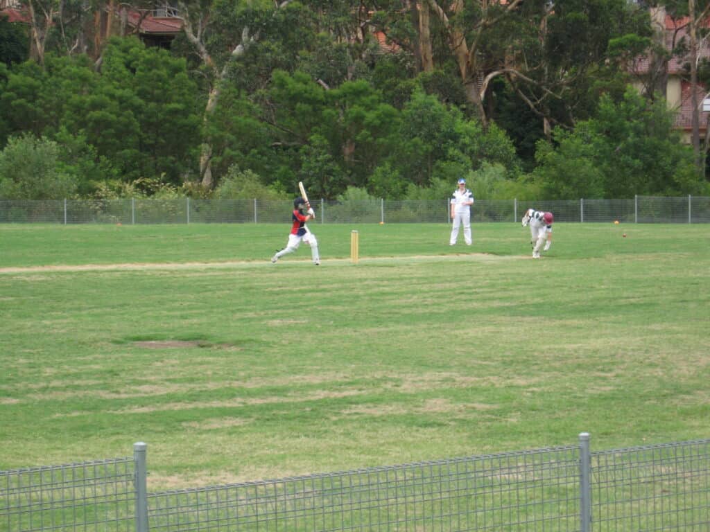 Our Girls at Fred Caterson playing Castle Hill RSL - 2008/09 season.