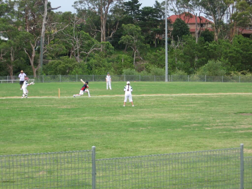 Our Girls at Fred Caterson playing Castle Hill RSL - 2008/09 season.