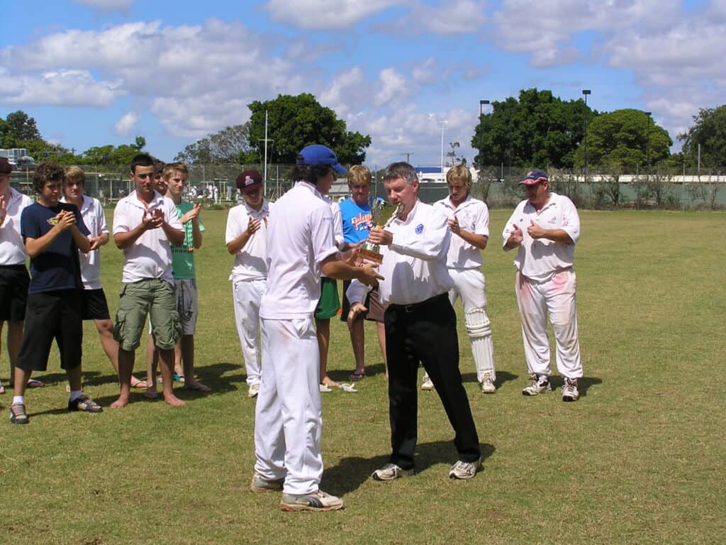 Nick-Bennett-receiving-the-trophy