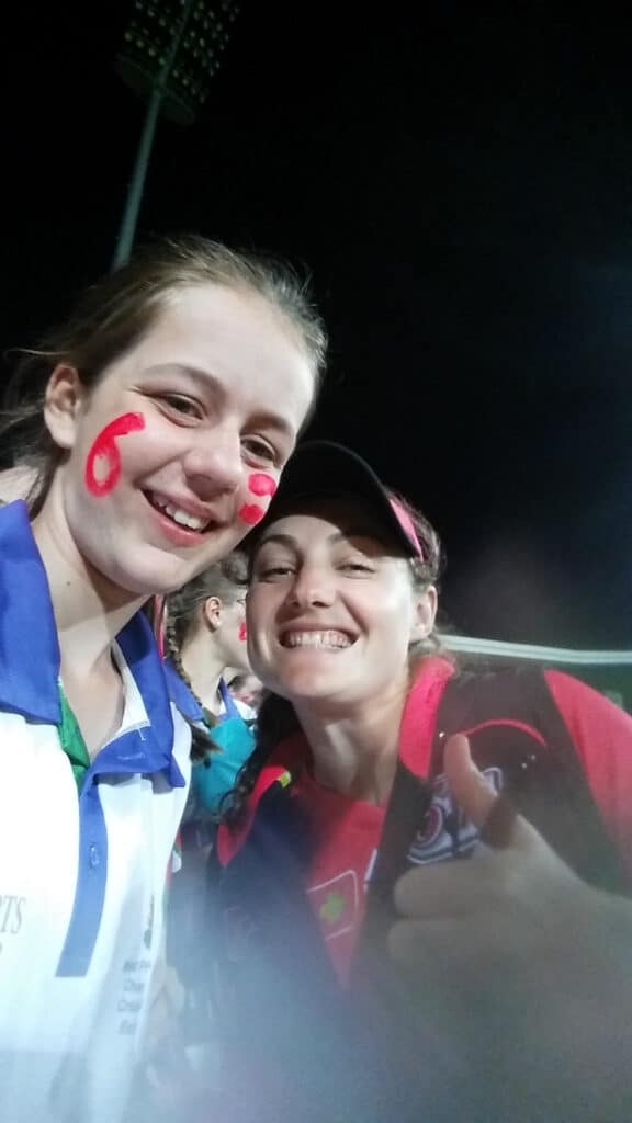 Girls cricket